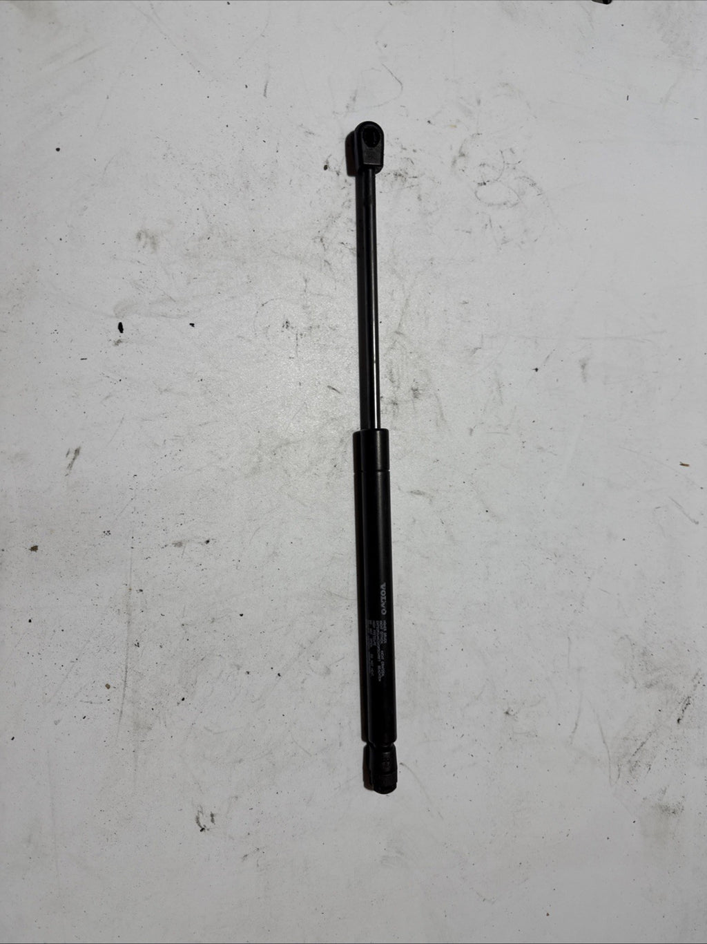 2018-2024 VOLVO VNL 860 REAR RIGHT TAILGATE TRUNK CABIN SHOCK STRUT 3981920 OEM