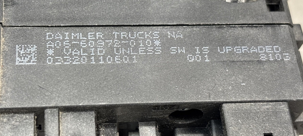 Freightliner Cascadia Hazard Switch Panel A06-60972-010