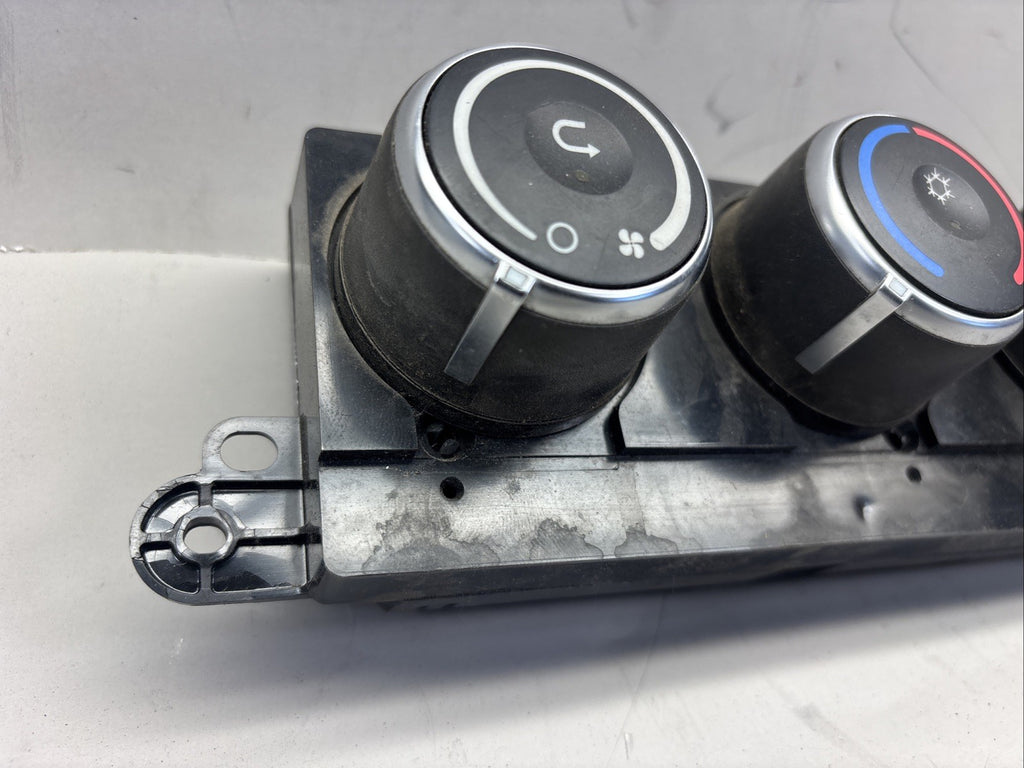 A22-73671-003 Genuine Freightliner® Temperature Control - Hvac