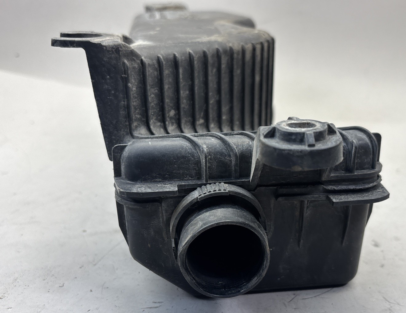 FREIGHTLINER CASCADIA AIR COMPRESSOR RESONATOR 01-34140-000 OEM