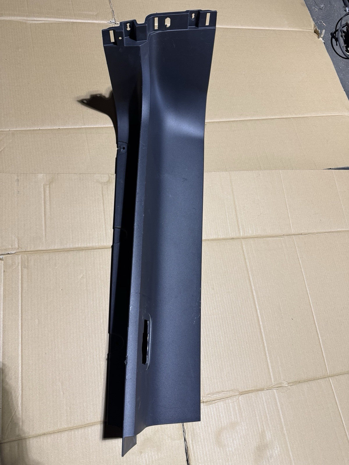 2018-2024 FREIGHTLINER CASCADIA REAR RIGHT SIDE HALO PANEL 18-68431-030 OEM