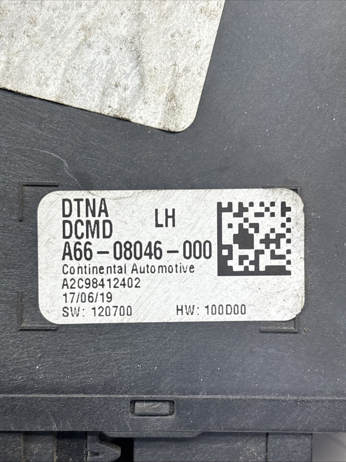 A66-08046-000 Freightliner Left Door Module