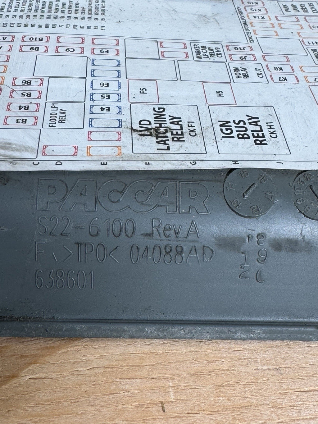 KENWORTH PDM ACCESS COVER, S22-6100, S22-6100-671,