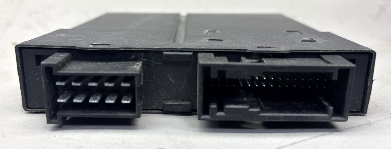 A66-08047-000 Freightliner Right Door Module