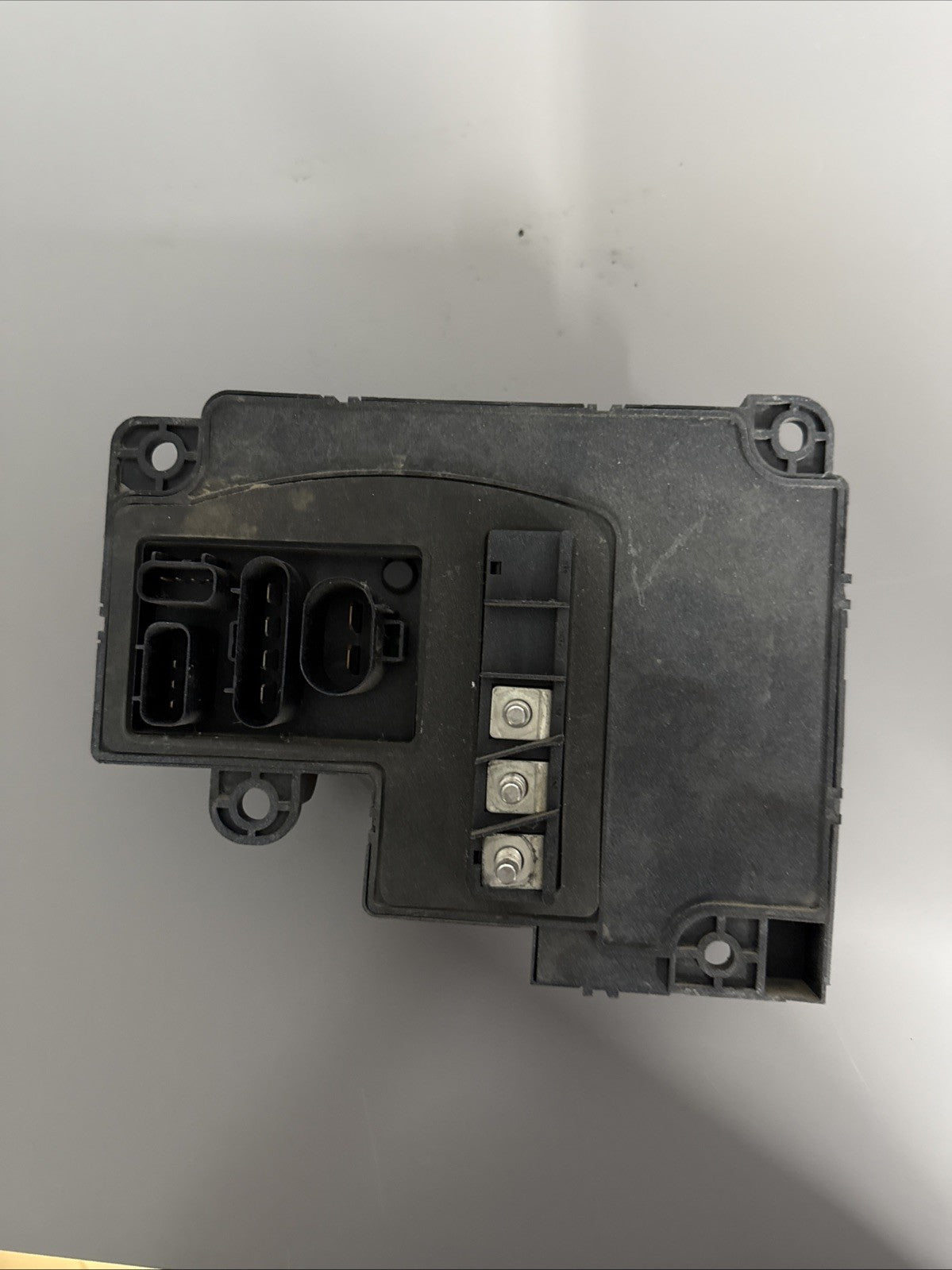 A66-01830-000 FREIGHTLINER CASCADIA 126 FUSE BOX 3795966