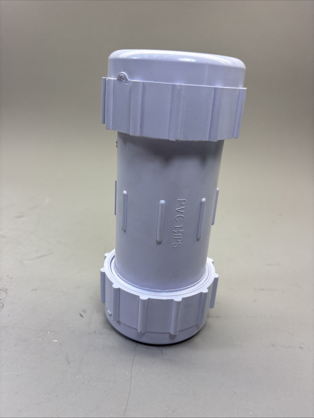 Everflow 1 1/2" IPS White PVC Compression Coupling