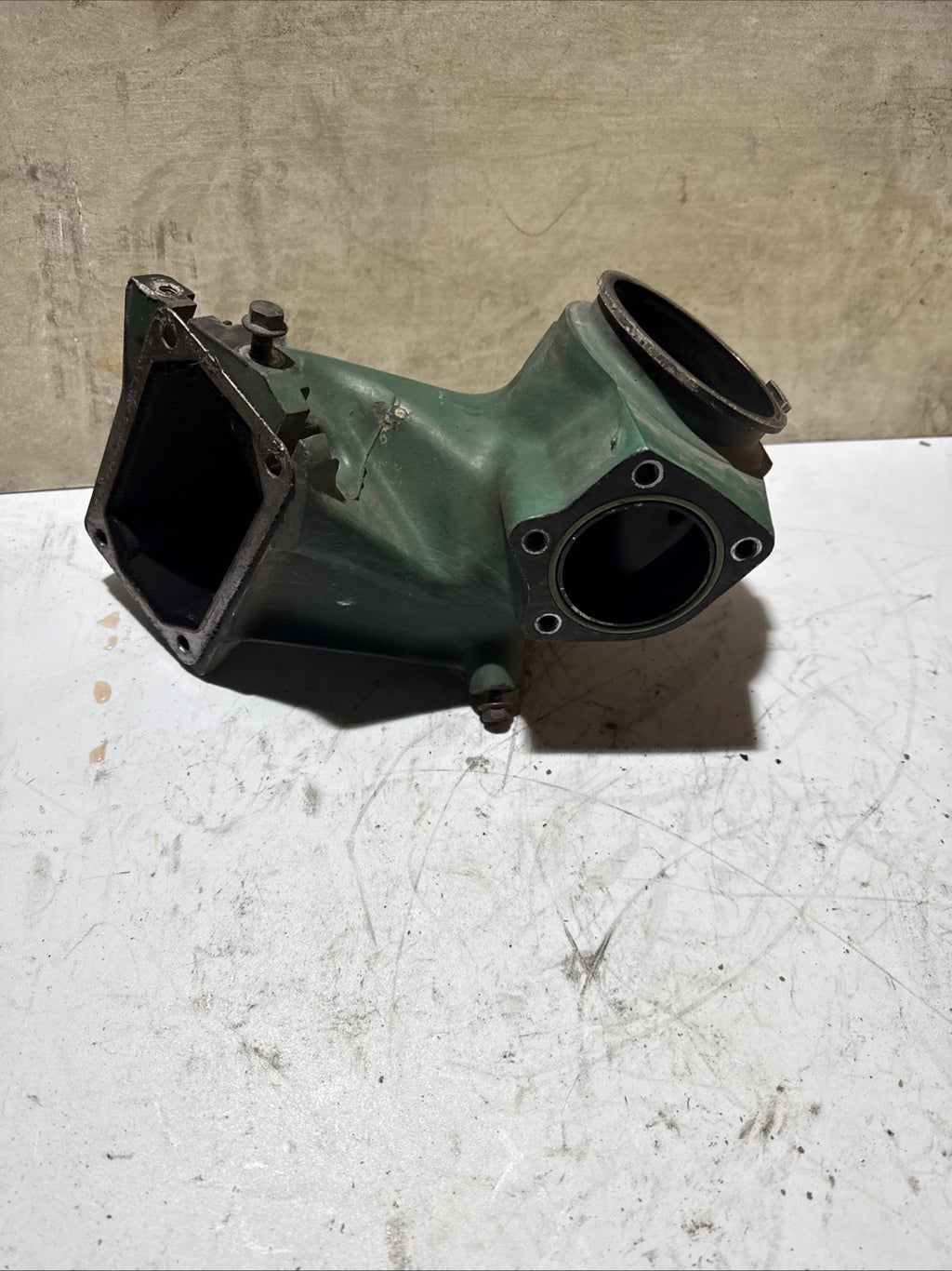 21010407 Mixing Chamber for Volvo