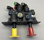FREIGHTLINER CASCADIA BENDIX PARKING BRAKE VALVE - P/N: 5018303 / 5018673