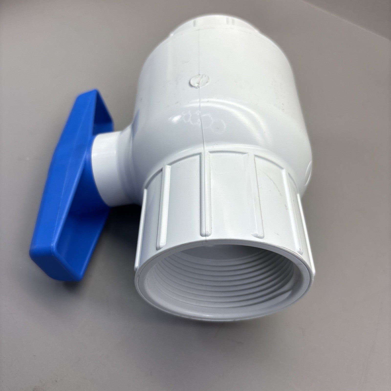Spears 2621-025 2-1/2 IPS PVC Utility Ball Valve THD EPDM White 150 PSI 73F