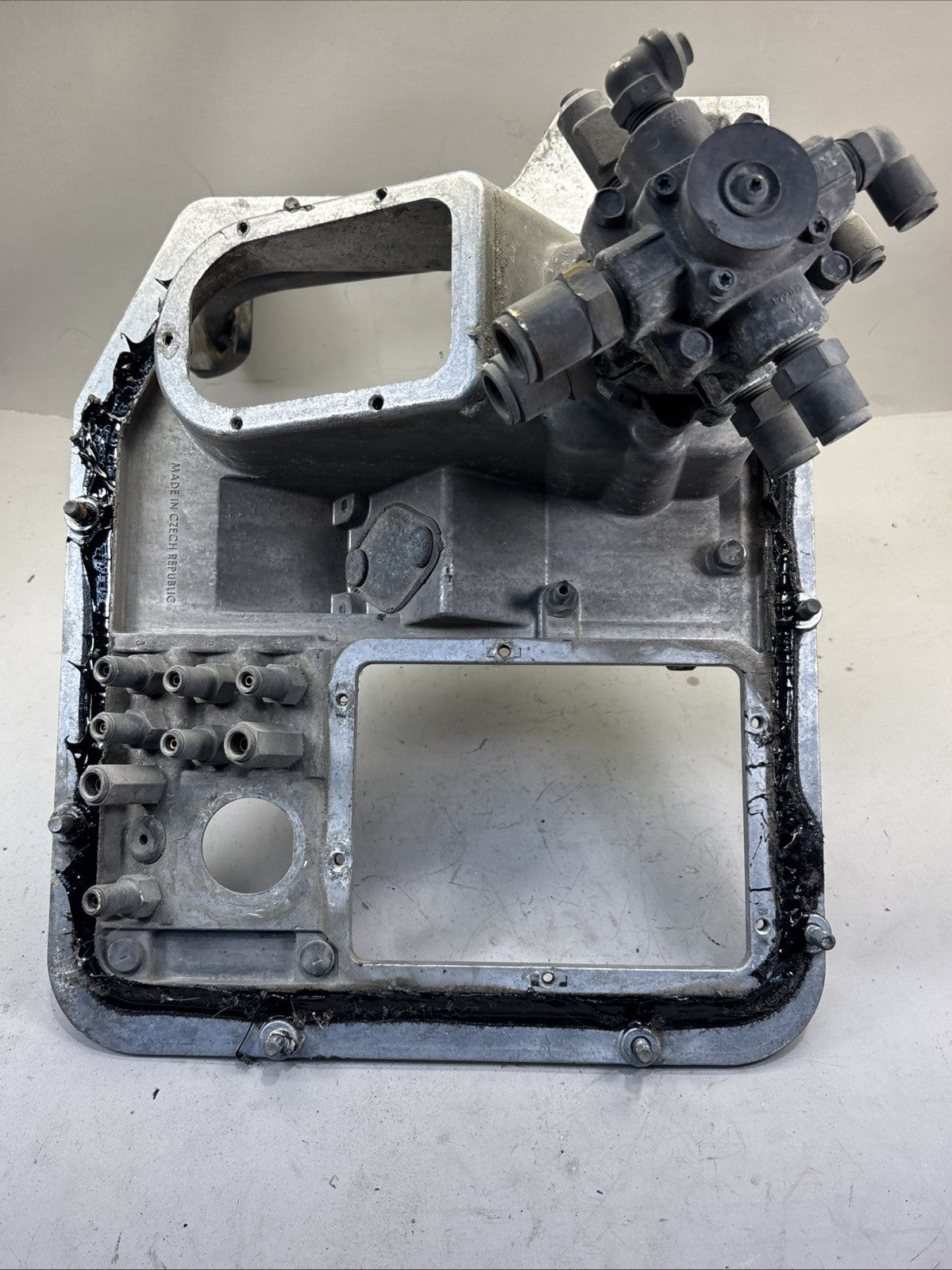 2019 VOLVO VNL D13 BRAKE FOOT PEDAL 82754992 OEM