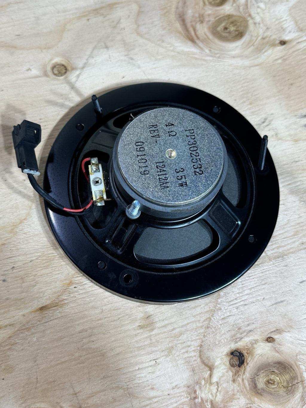 Peterbilt PP302532 Speaker