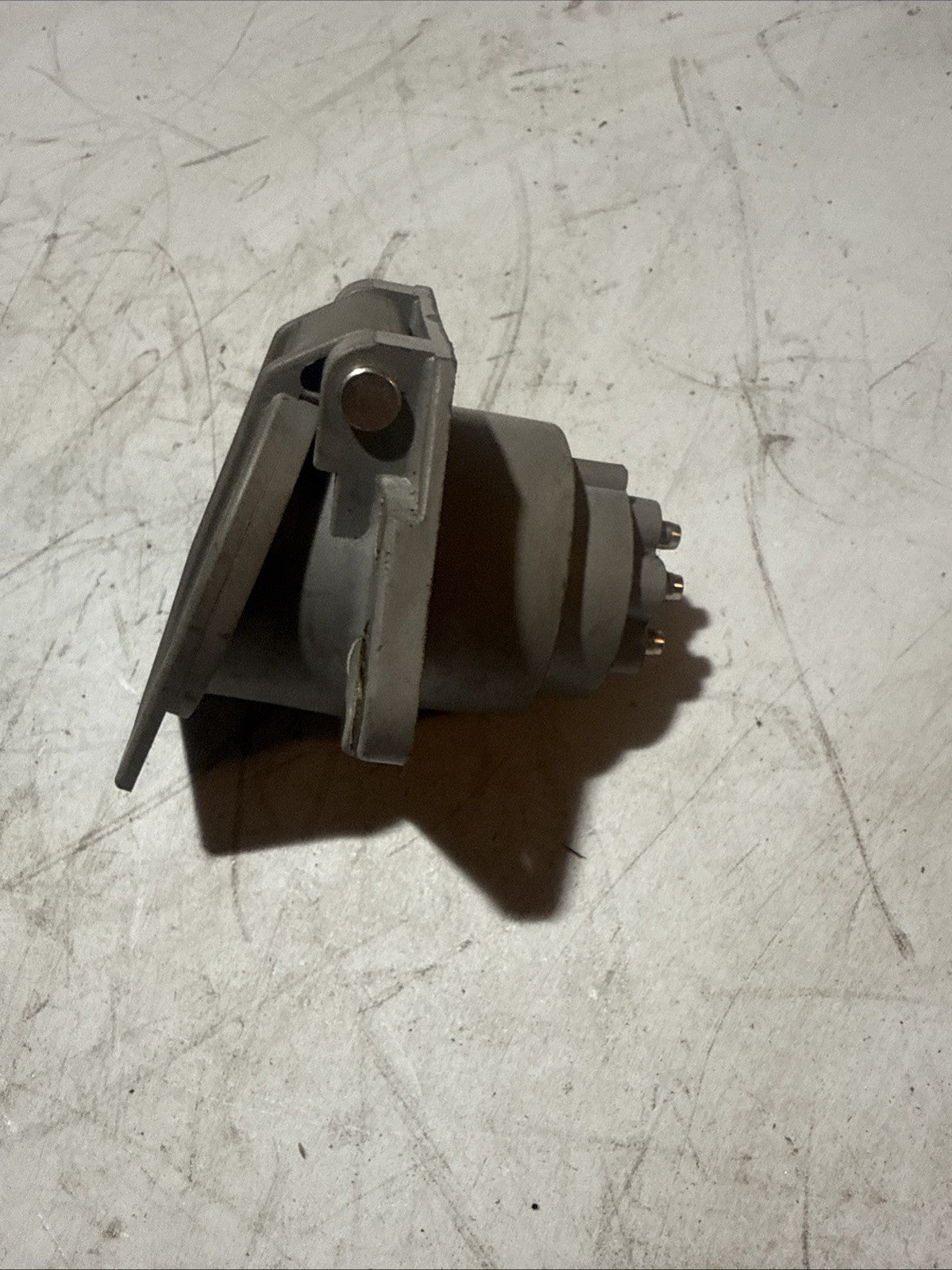 MAXI-SEAL J560 7-Way Split Pin Smart Box Receptacle
