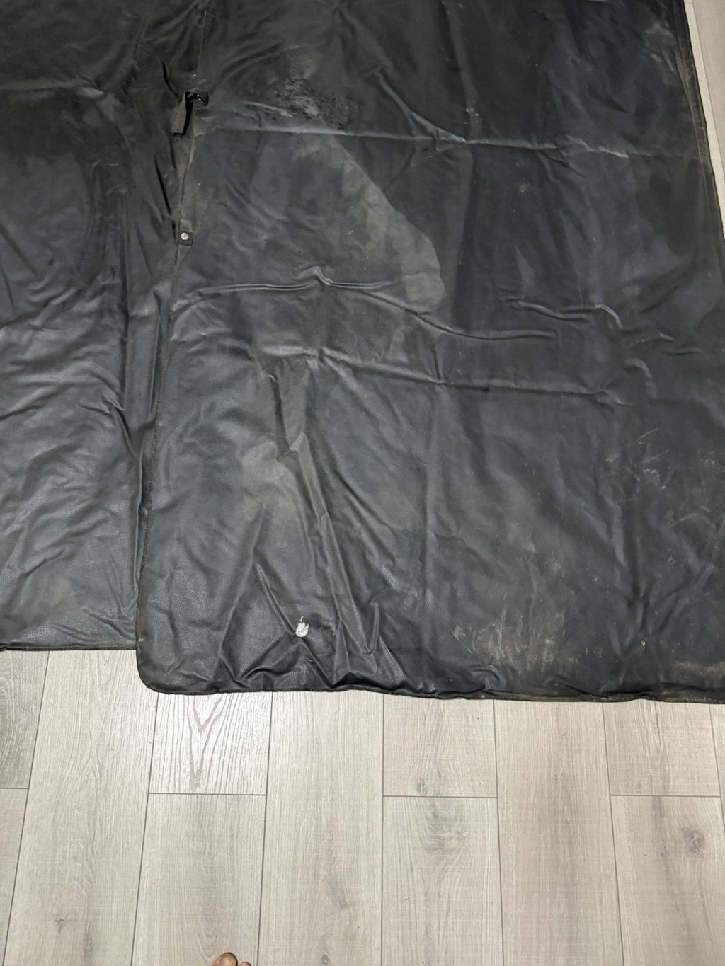 Freightliner  Insulated Sleeper Curtain - P/N  A18-69160-003